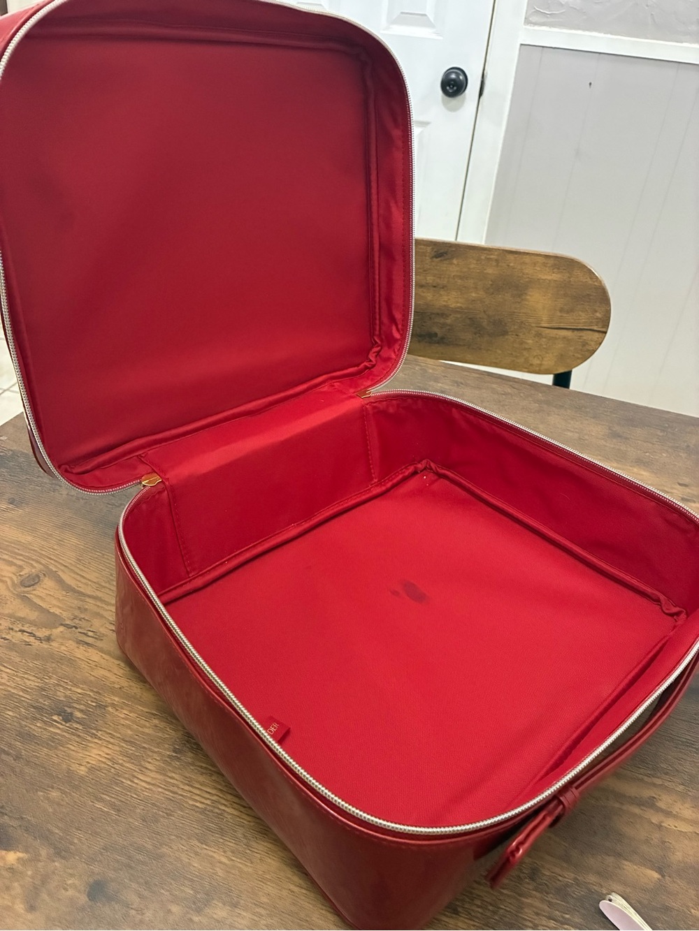 Estée Lauder Red Cosmetic Travel Bag - Picture 5 of 15